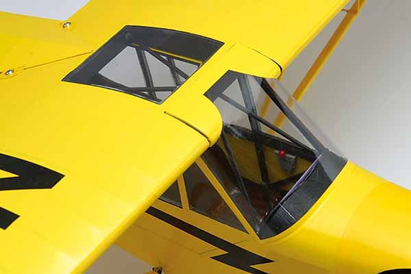 パイパーカブ　パイパー　J3 カブ　飛行機　ラジコン